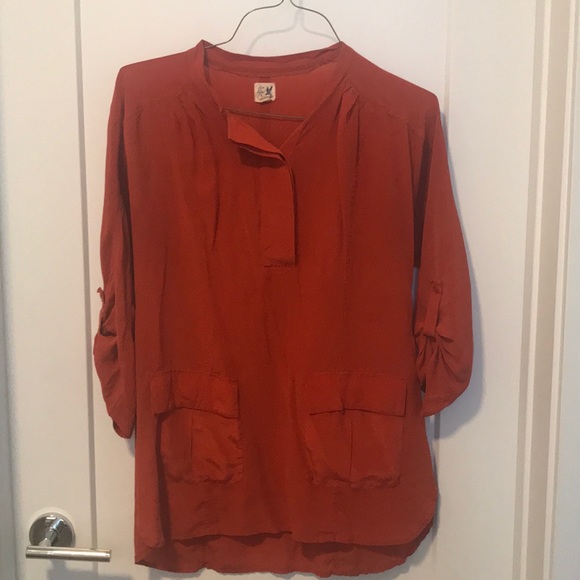 Anthropologie Tops - Silk Anthropologie blouse - excellent condition